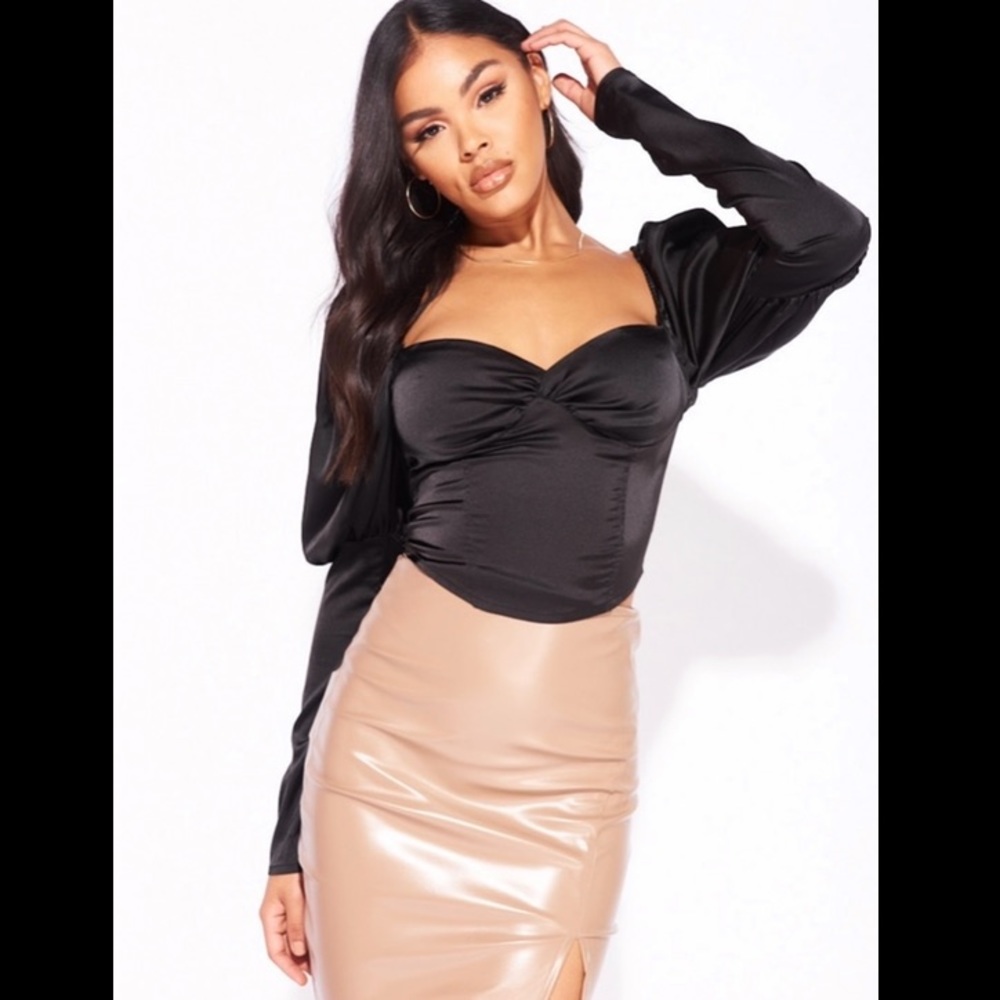 NWT❣️ BLACK SATIN PUFF SLEEVE CORSET TOP 😍 - Picture 15 of 16